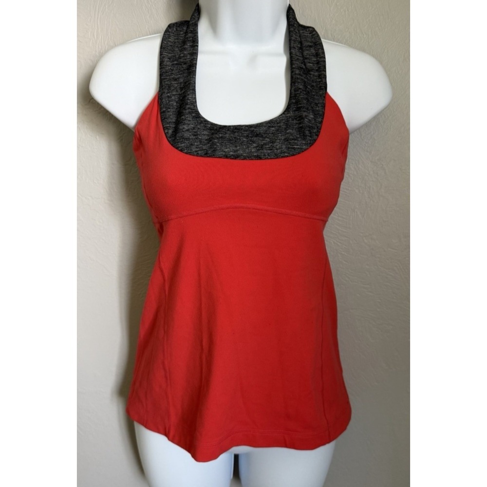 Lululemon Tank Top Womens Size 6 Red Built In Bra Stretch Racerback Scoop Neck